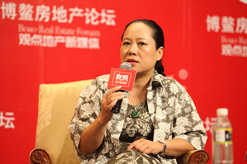 星河灣集團董事副總裁梁上燕女士